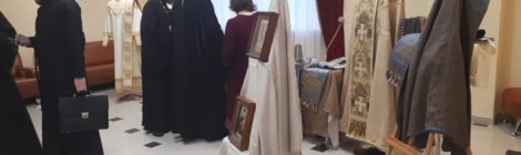 Выставка золотного лицевого шитья от нашего храма (17.12.2017)